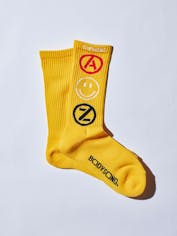 A2Z™ x BODYSONG. 靴下 黄色